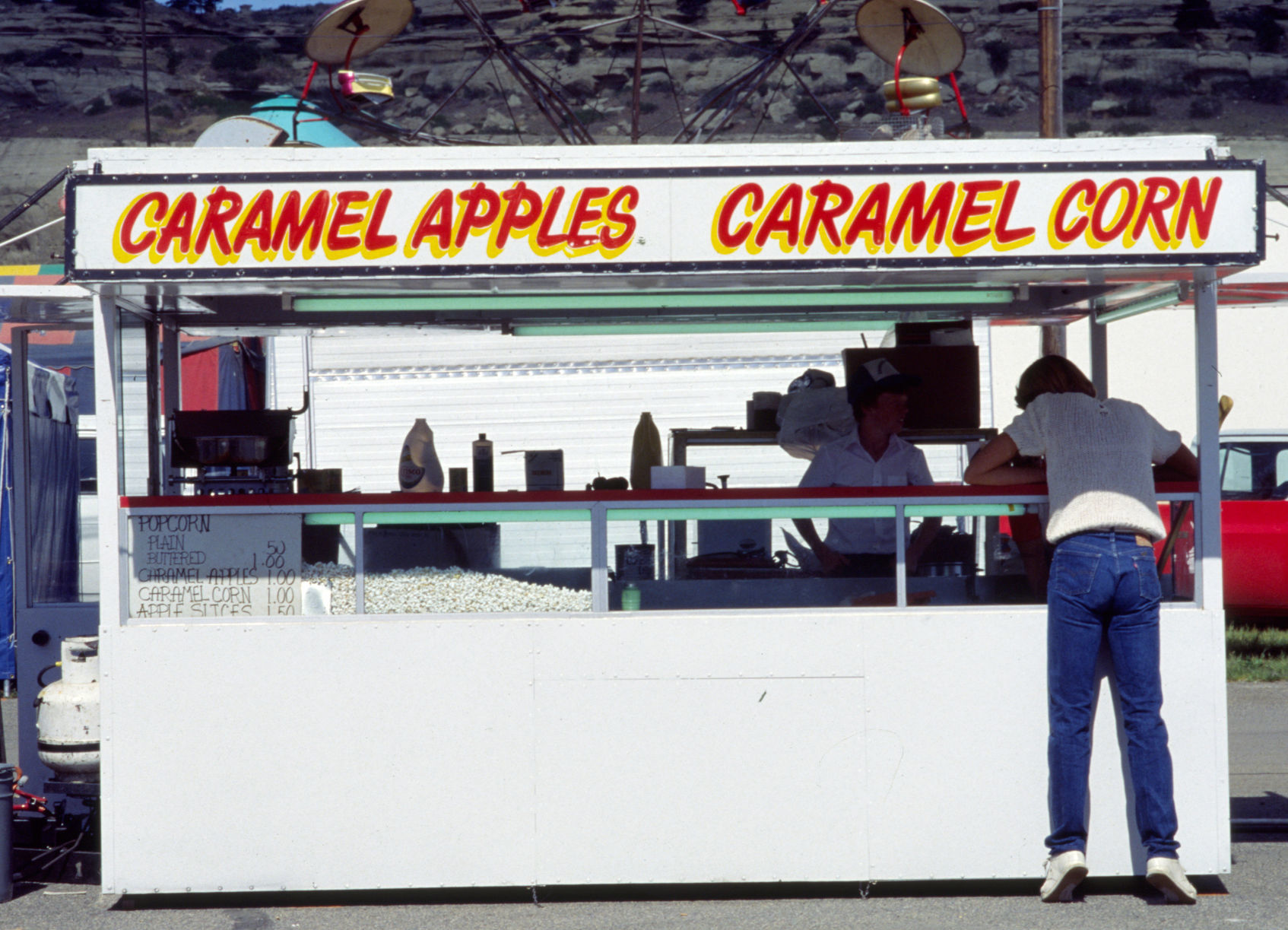 Caramel apples and caramel corn, 1985